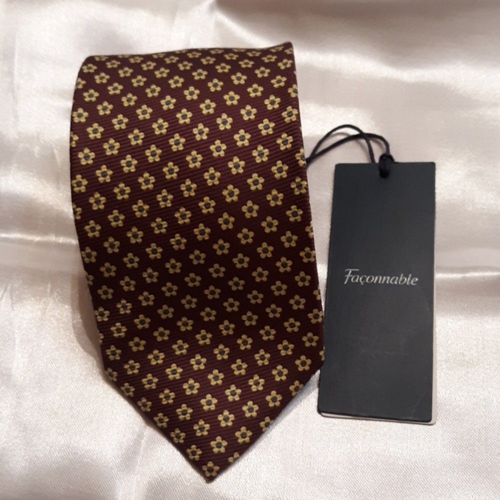 Faconnable tie